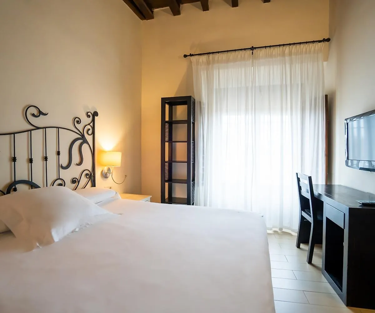 Yit Abentofail Hotel Guadix 4*,